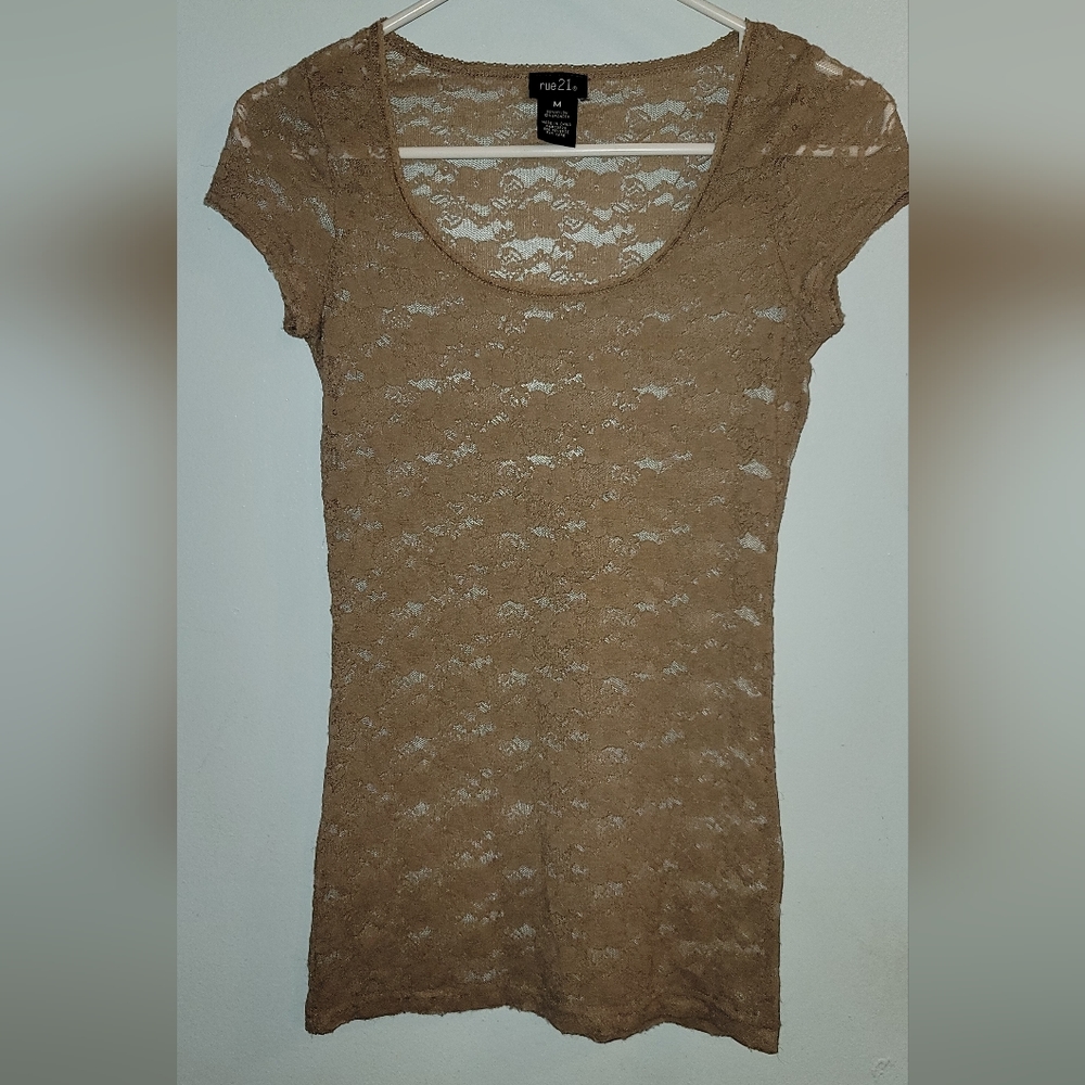 Rue 21 sheer lacey top creamy tan brown color medium 😍